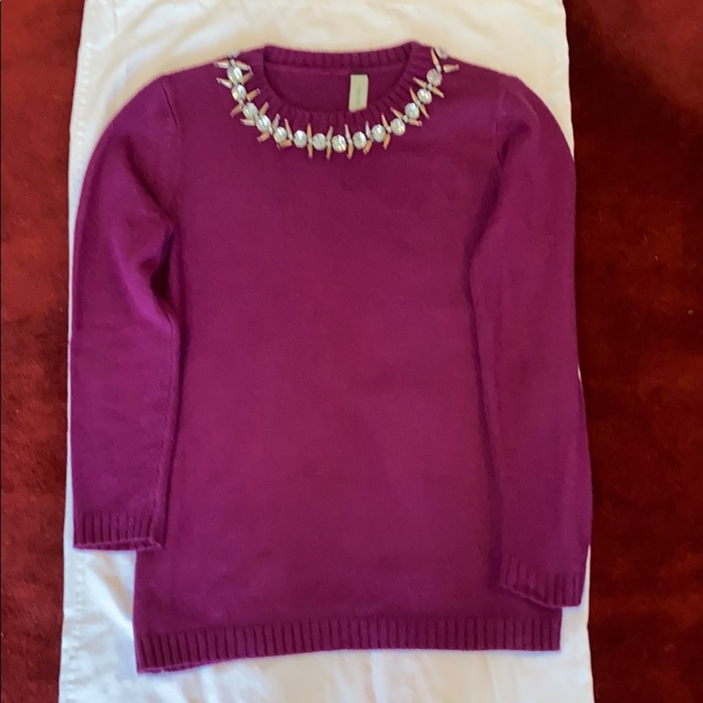 Elegant Ivanka Trump sweater